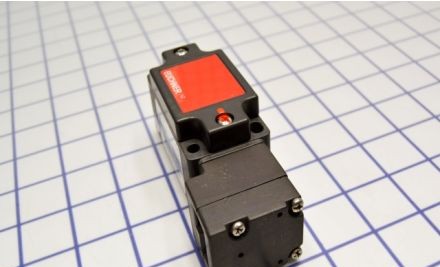 Euchner Safety Switches 084905 - SAFETY SWITCH, NZ2VZ-538ESVM5 (84905)
