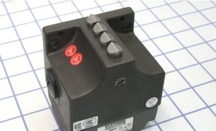 Euchner Miscellaneous 090525 - LIMIT SWITCH, SN04D12-2514-M (90525)