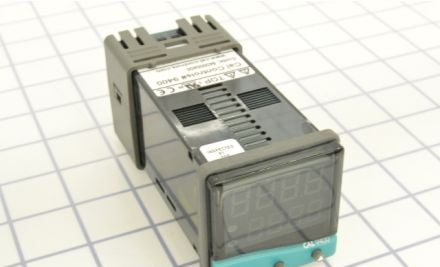 Cal Controls Process Controllers 940000400 - 9400 Series 1/16 DIN Dual Display Controller (940000400)