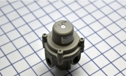Bellofram Regulators 960-071-000 - Regulator Factory Preset, 1/4in. Port Size (960-071-000)