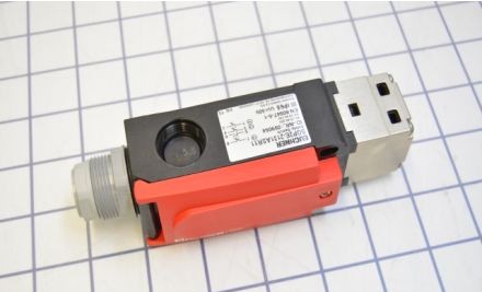 Euchner Safety Switches 099084 - SGP2E-2131A-SR11 (99084)