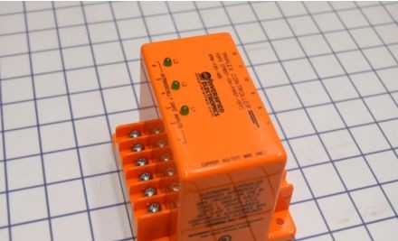 Diversified Electronics Relays ARM120ABE - Alternating Controller (ARM120ABE)