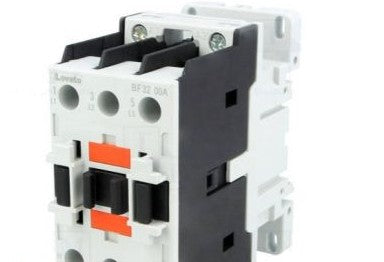 Lovato Contactors BF3800L012 - Contactor, 3-P 38A Ac3 12VDC Low C. (BF3800L012)