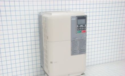 Yaskawa CIMR-AU2A0081AAA - AC Drive, 30HP 240V (CIMR-AU2A0081AAA)