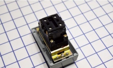 GE Miscellaneous CR101JA0A - SWITCH, START/STOP, PANEL MOUNT (CR101JA0A)