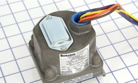 Barksdale Control Products Pressure Switches D2H-A80SS - Switch, Mechanical, Diaphragm (D2H-A80SS)