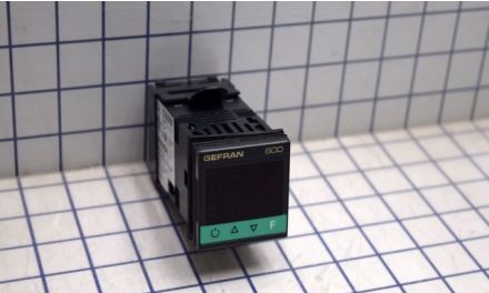 Gefran Process Controllers 600-R-R-C-0-1 - 600-R-R-C-0-1 Temperature Control (F000054)