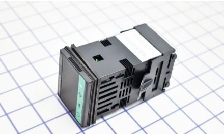 Gefran Process Controllers 600-R-D-C-0-1 - 600-R-D-C-0-1 Temperature Control (F023199)