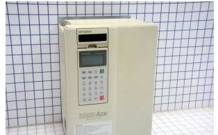 Mitsubishi FR-A220E-5.5KUL - 7.5HP 230V AC (FR-A220E-5.5KUL)