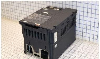 Mitsubishi FR-A740-15K-47 - AC Drive, 20HP 400V (FR-A740-15K-47)