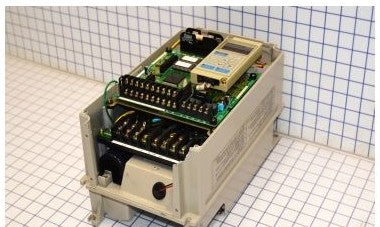 Magnetek GPD503-69-0900 - AC Drive (GPD503-69-0900)