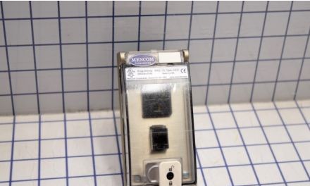 Mencom Remote Access Interfaces LP1-DP1-RJ45 - Panel Interface Connector, Includes: (LP1-DP1-RJ45)