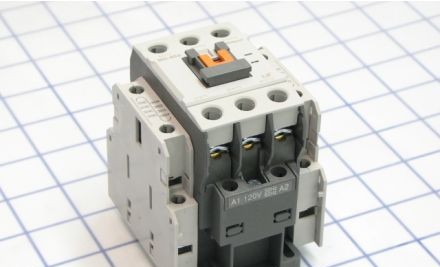 Altech Contactors MC-40A-AC120V - Contactor, 3 Pole, 40A (MC-40A-AC120V)
