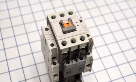 Altech Contactors MC-40A-DC24V - Contactor, 3 Pole, 40A (MC-40A-DC24V)
