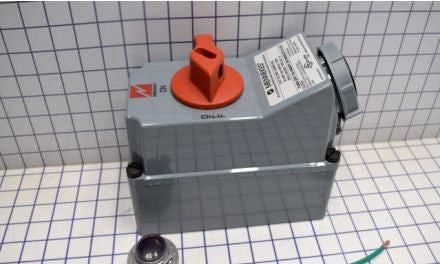 Mennekes Electrical Products Plugs & Receptacles ME420MI5-M2 - 20A 4W 600V Mechanical Interlock With Aux (ME420MI5-M2)