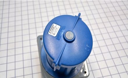 Mennekes Electrical Products Plugs & Receptacles ME5100R9W - Receptacle, 100A, 5 Wire, 120/208V (ME5100R9W)