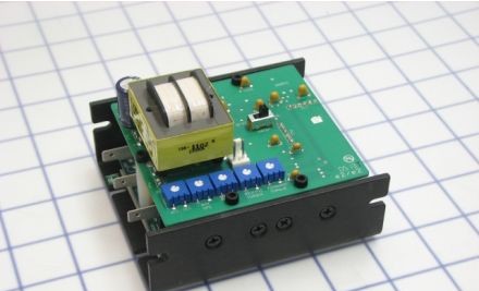 Minarik Drives Drives MMRG31U - DRIVE,DC 1/8HP, 115VAC, REGEN 90VDC, Pot Incl. (MMRG31U)