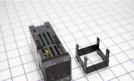 Partlow Process Controllers P1160301000 - Process Controller, 1/16DIN, 100-240 VAC (P1160301000)