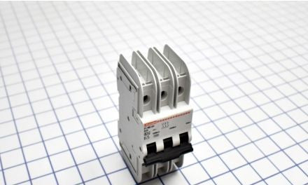 Lovato Circuit Breakers P1MBUH3PD15 - Circuit Breaker 3-P D15 480Y/277V 10Ka Ul489 (P1MBUH3PD15)