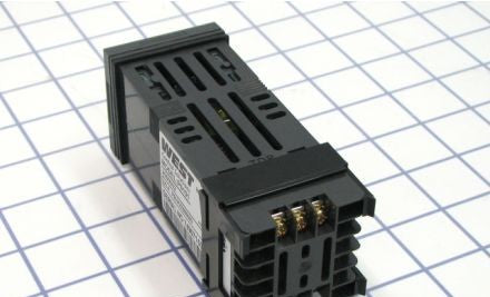 West Control Solutions Process Controllers P6101Z2000002 - Plus Series 1/16 DIN PID Controller (P6101Z2000002)