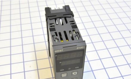 West Control Solutions Process Controllers P8101Z27000020 - Plus Series 1/8 DIN PID Controller (P8101Z27000020)