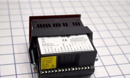 Red Lion Panel Meters & Gauges PAXLA000 - Process Meter, 50-250VAC/21.6-250VDC Power, 5 (PAXLA000)