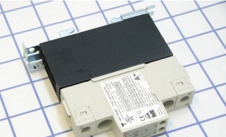 Carlo Gavazzi Relays RGC1A60A25KKE - Solid State Relay, 1-P, 25A, 600VAC (RGC1A60A25KKE)