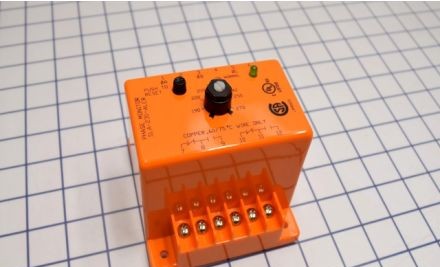 Diversified Electronics Protection Relays SLA230ALER - Phase Sequence/Loss Monitor, 230V, Lock Shaft (SLA230ALER)
