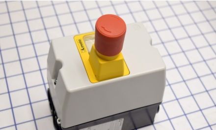 Lovato Switches SM1Z1702P - Surf.Mount Enclosure For Sm1P C/W Button (SM1Z1702P)