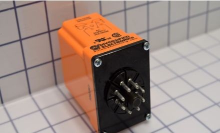 Diversified Electronics Protection Relays UOA240ALA - Under Voltage Relay, 205-250VAC Drop Out (UOA240ALA)