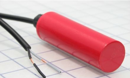 Carlo Gavazzi Miscellaneous VR1B - LEVEL SENSOR, CAPACITIVE, NYLON 15mm NOMINAL SENSING (VR1B)