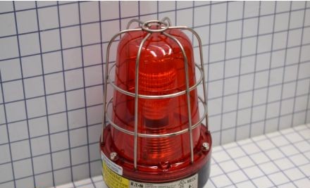 Crouse Hinds Miscellaneous XB16UL02460RYNN - Strobe, Red, 24VDC, Pipe Mnt, 3/4in.NPT (XB16UL02460RYNN)